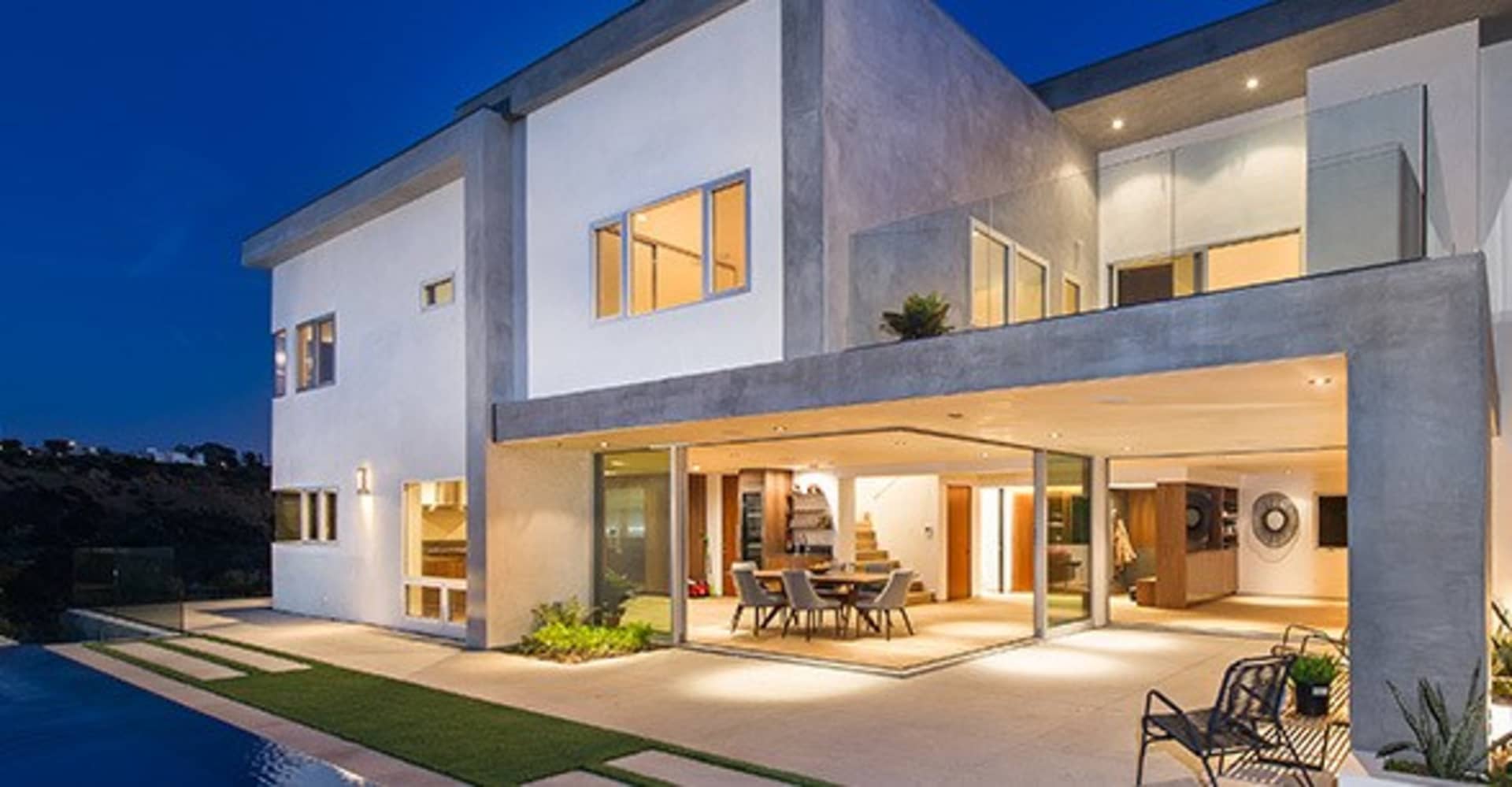 Gorgeous Modern on Hermes Drive – Featuring Artwork by Andy Anh Ha ...