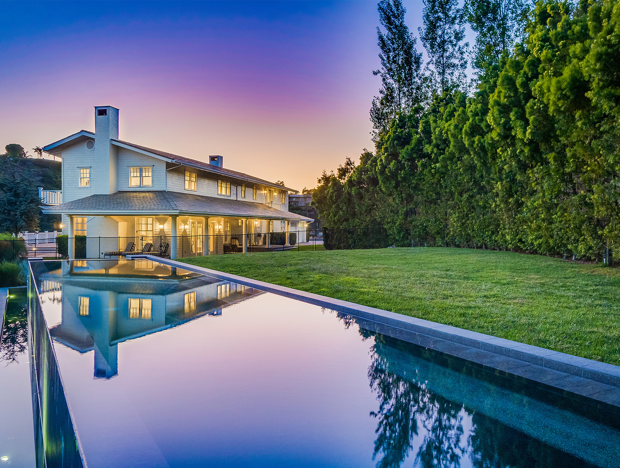 Los Angeles Home Once Owned By ‘Inspector Gadget’ Creator Lists For $12 ...